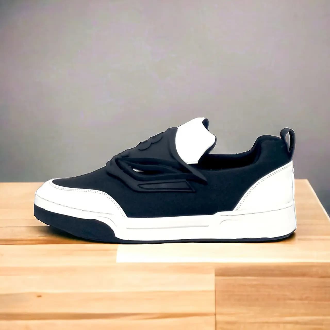 Hugo Boss Men Casual Shoe || Color – Black & White ||low Neck || Grade 1:1