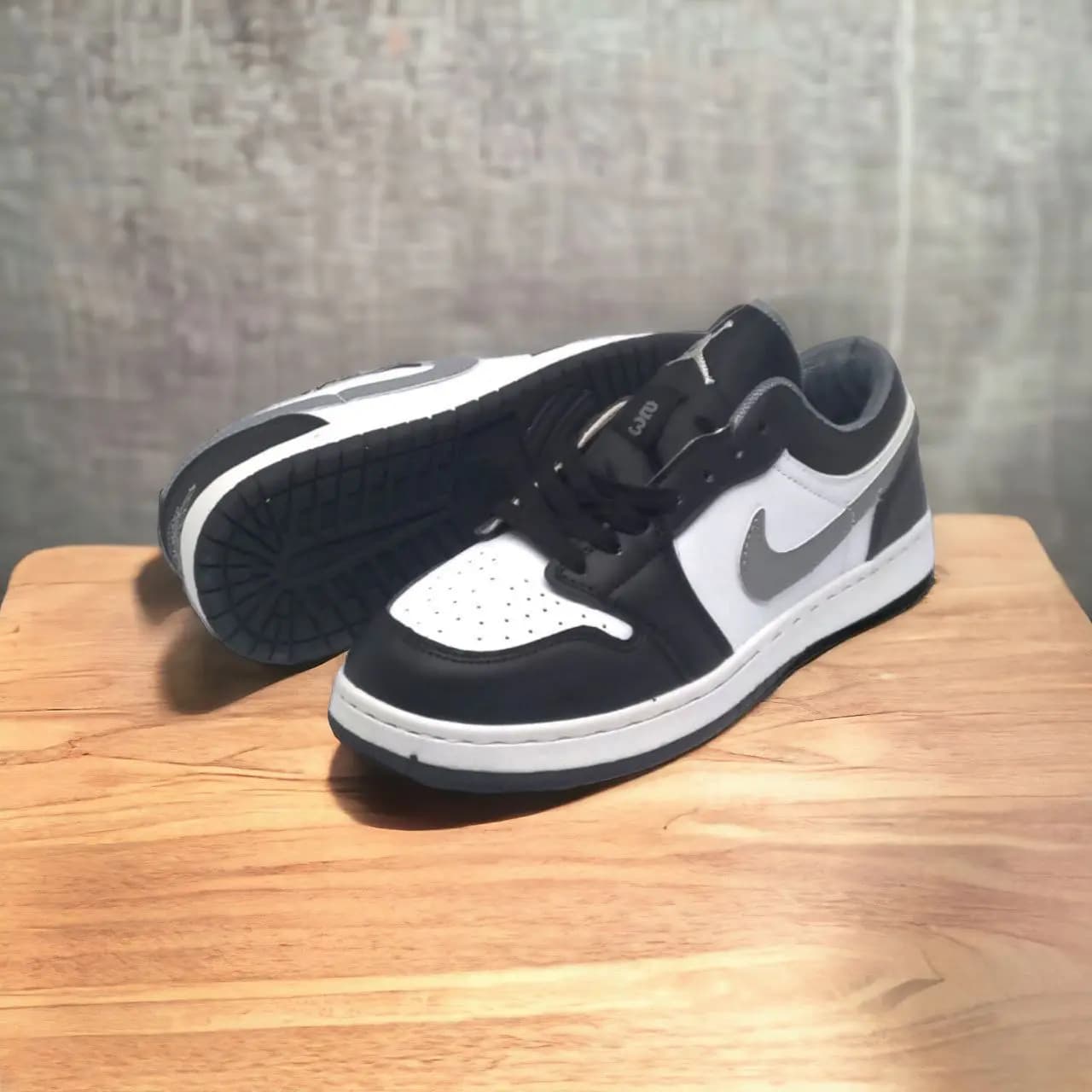 Air Jordan 1 || Color – Black & Grey || Low Neck || Grade – OEM