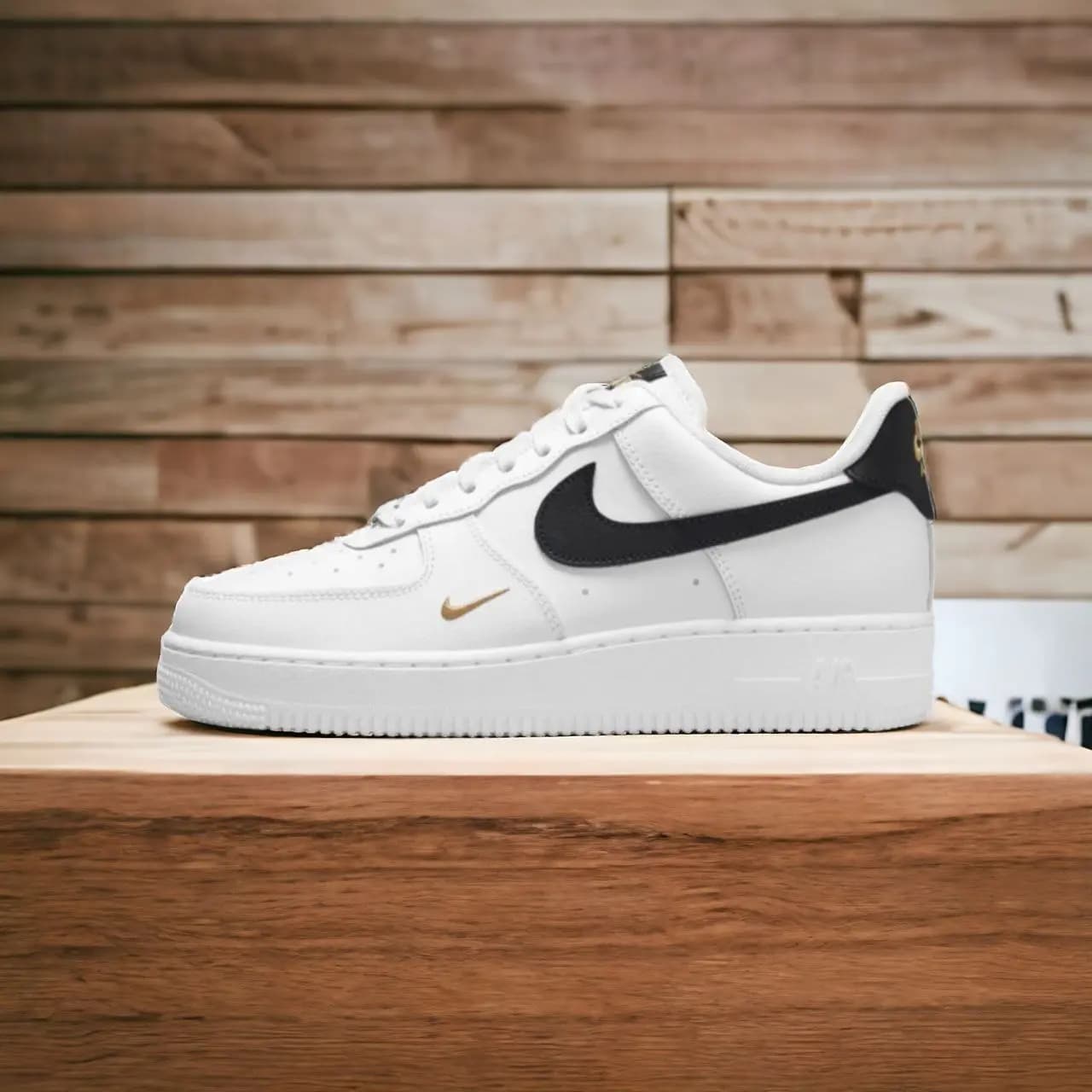 Air Force 1 || Colour – White, Black & Yellow || Low Neck || Grade – OEM