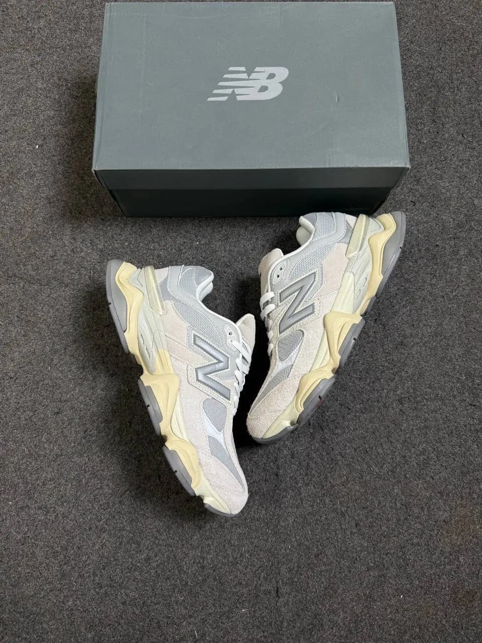 New Balance 327 | Grey & White |Grade OEM Superior