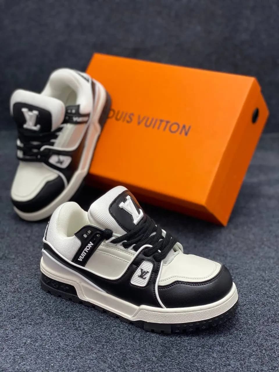 Louis Vuitton Trainer Sneaker | Black & White | Premium Replica