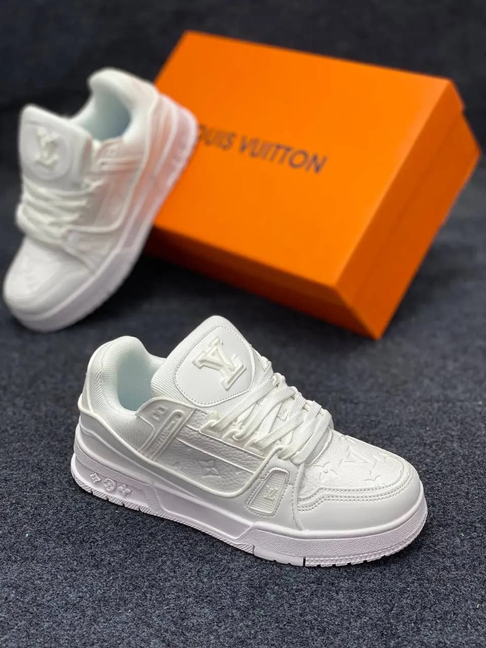 Louis Vuitton | White |Grade – OEM Superior