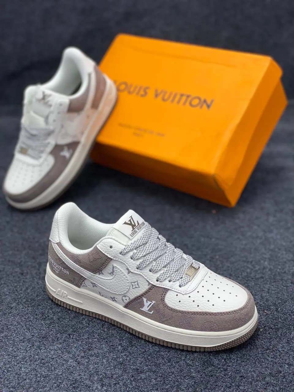 Louis Vuitton | Grey & White | OEM Superior Edition