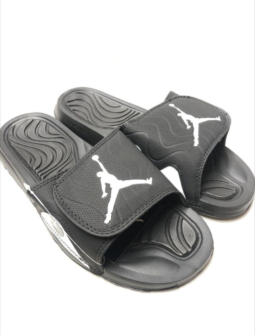 Black and white jordan slides online